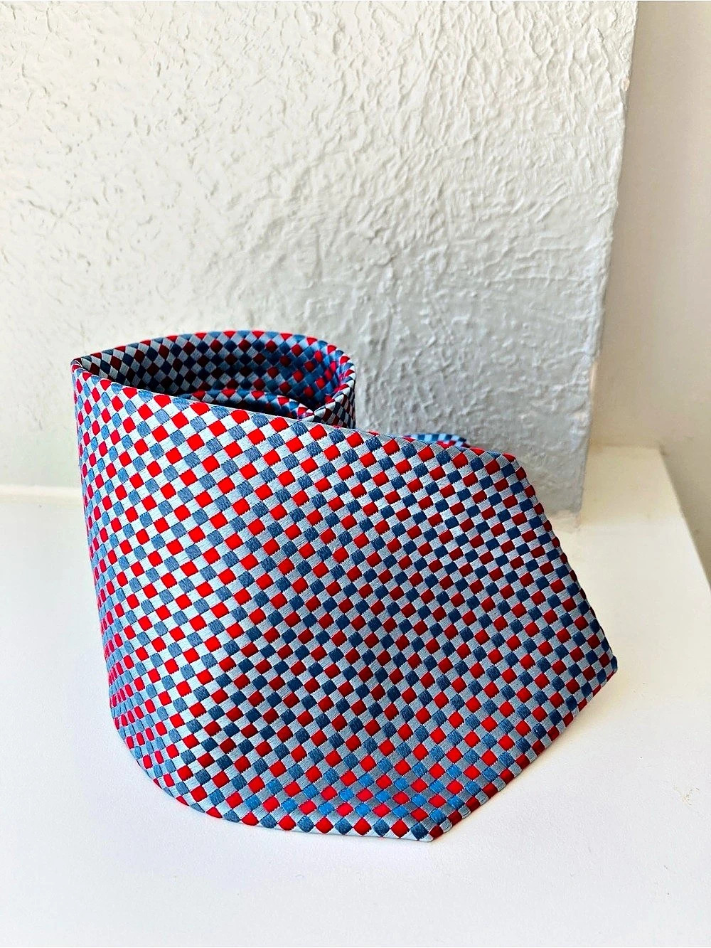 Charvet Checkered men’s Silk Tie in Blue & Red